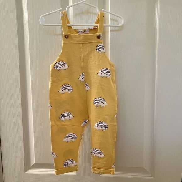 Zara Baby Yellow Hedgehog Overalls Cotton Size 9-12 Months NWOT - Picture 1 of 10